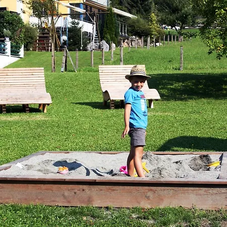 Muehle - Including Summercard, Sauna, Kaprun's Largest Private Garden With Panoramic View Apartmán